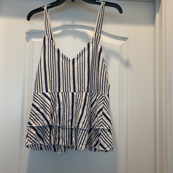 Chaser Elaradith Linen Peplum Knit Top - Picture 2 of 3